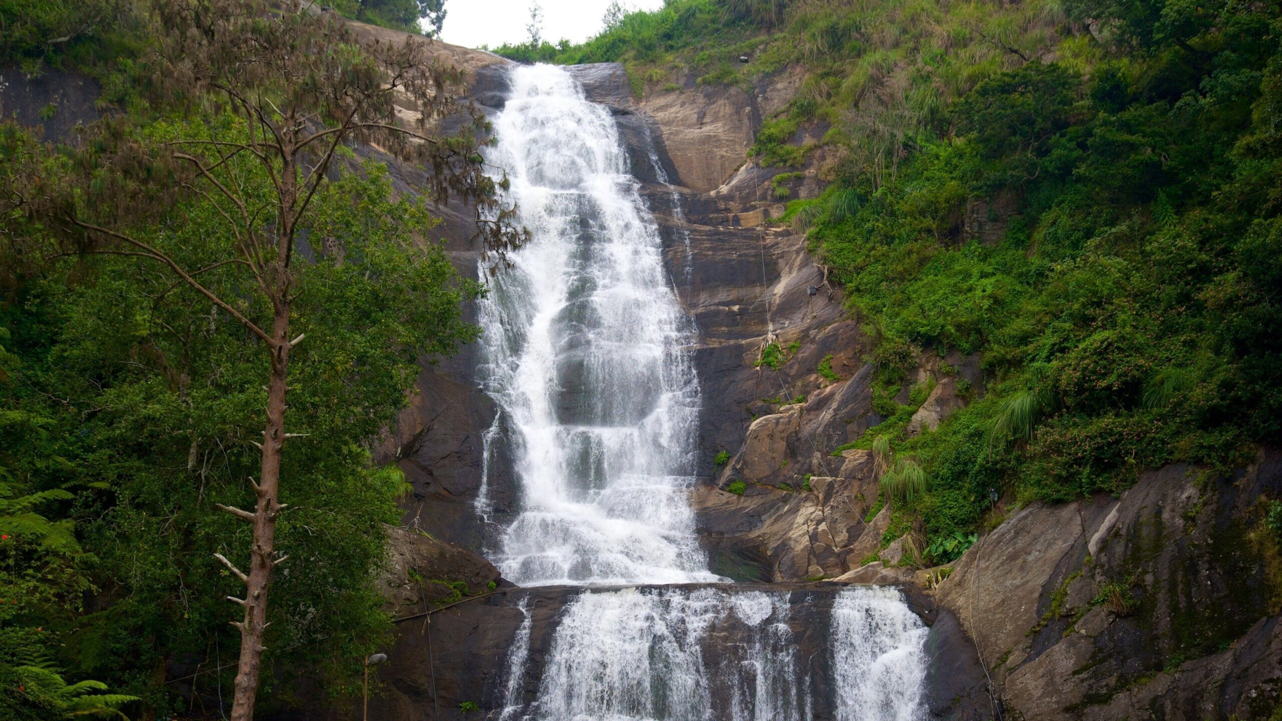 Silver Cascade Falls Kodaikanal